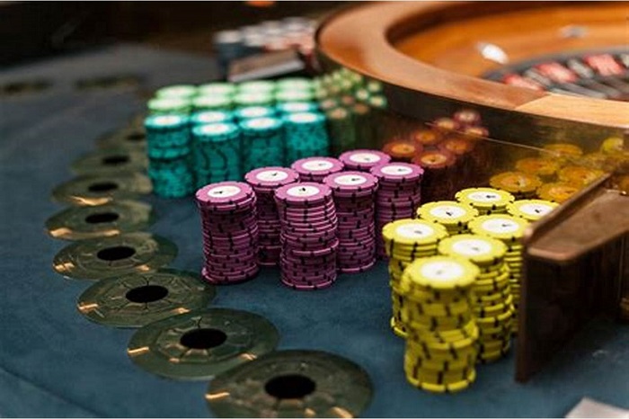Tìm hiểu sâu về các loại Poker: Texas Hold'em, Omaha, và hơn thế nữa